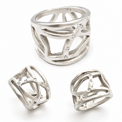 Saundra Messinger Cobweb ring-sterling silver with five diamonds Size 8